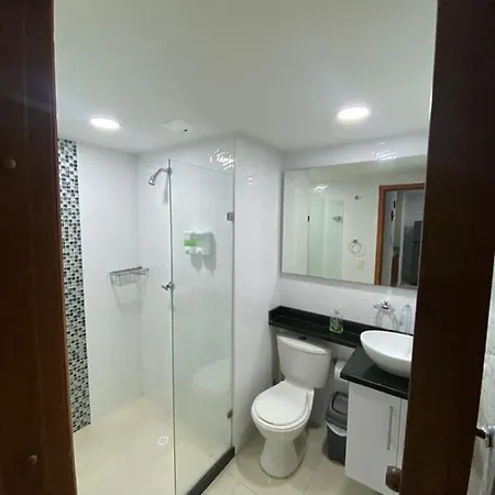 Apartamento Disponible Apartamento De Alcoba En El Laguito