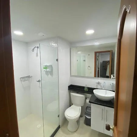 Apartamento Disponible Apartamento De Alcoba En El Laguito