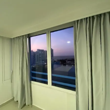 Disponible Apartamento De Alcoba En El Laguito Apartamento *